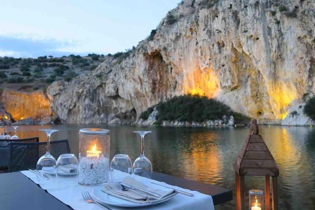 Seaside Beauty 5 Min Vouliagmeni