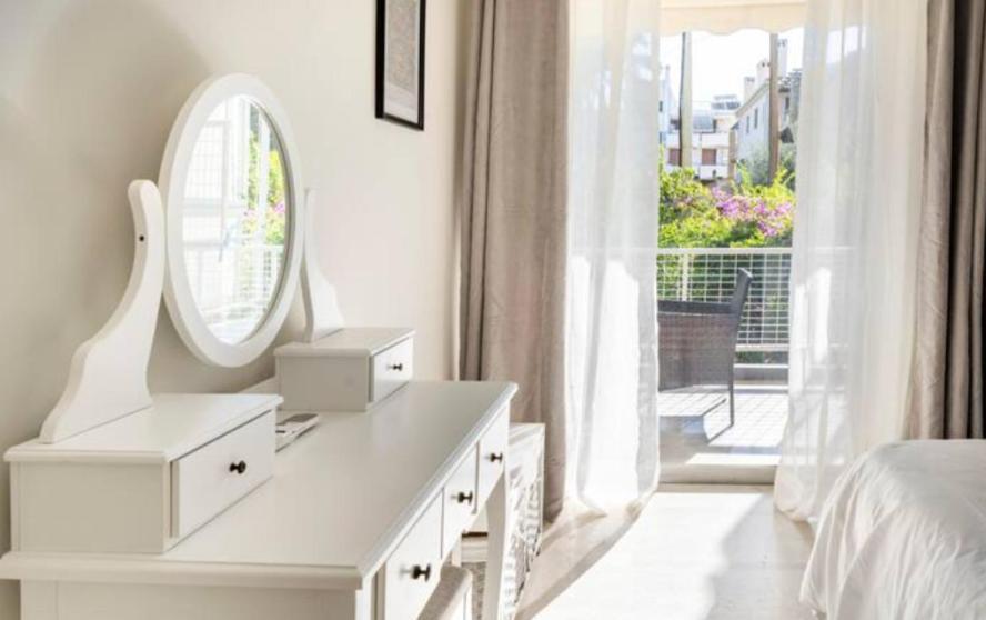 Seaside Beauty 5 Min Vouliagmeni Apartamento *