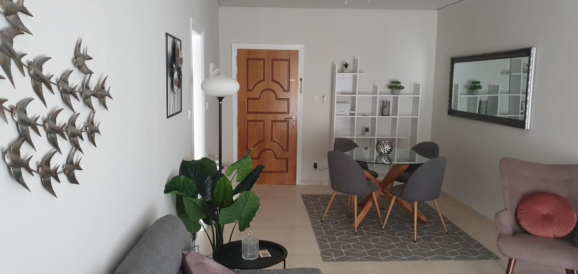 Seaside Beauty 5 Min Vouliagmeni Apartment